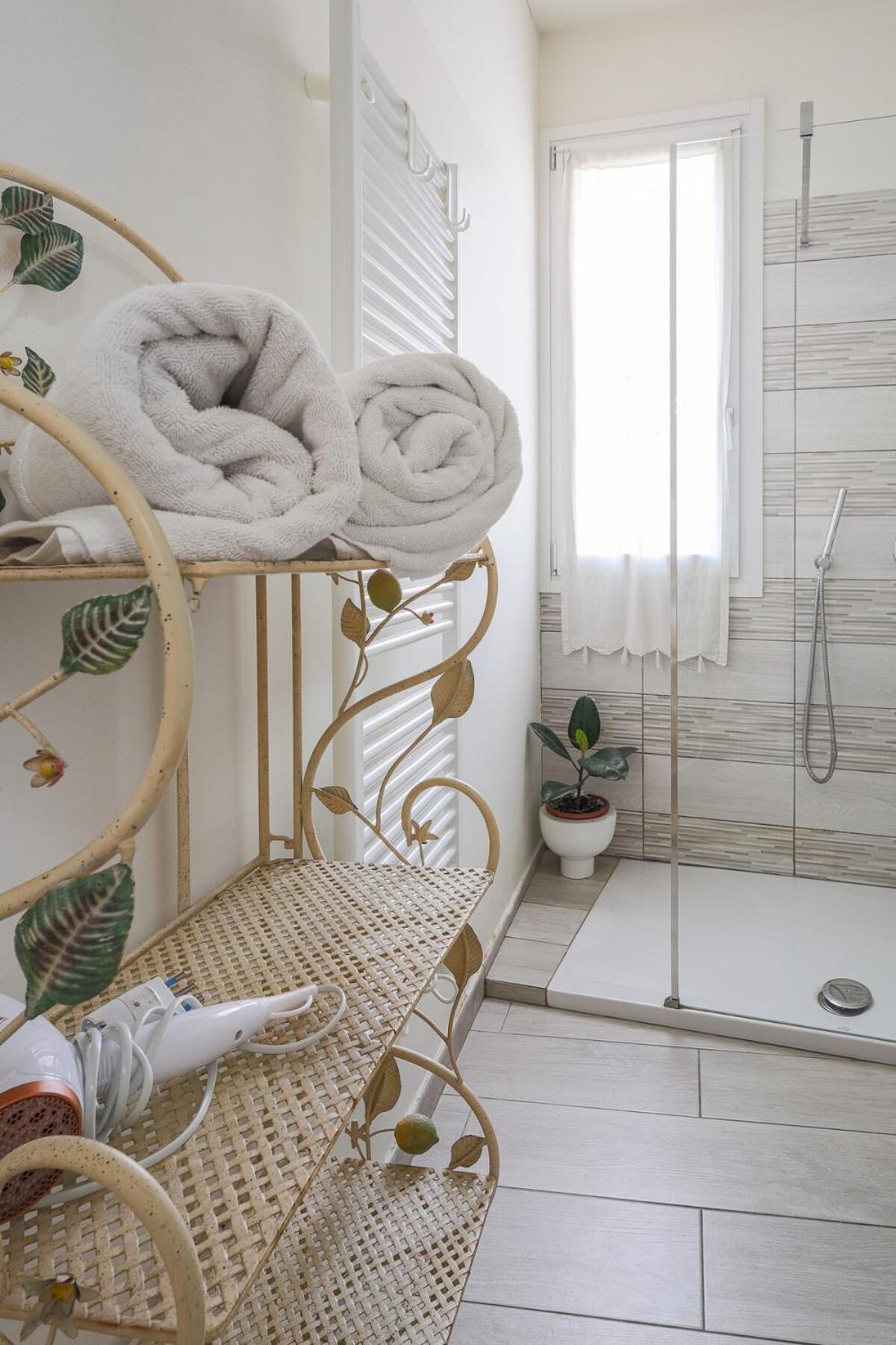 Willa Jacuzzi & Relax - Casa Indipendente 20Min Da Milano Zelo Buon Persico Zewnętrze zdjęcie
